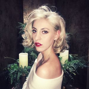 Meet your Posher, Alexis