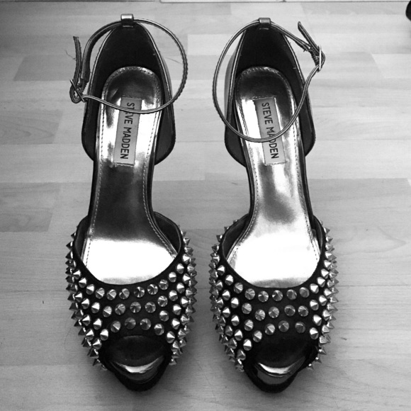 Steve Madden spike heels