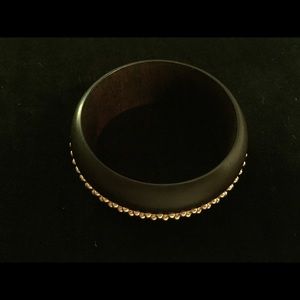 GAP wooden bangle