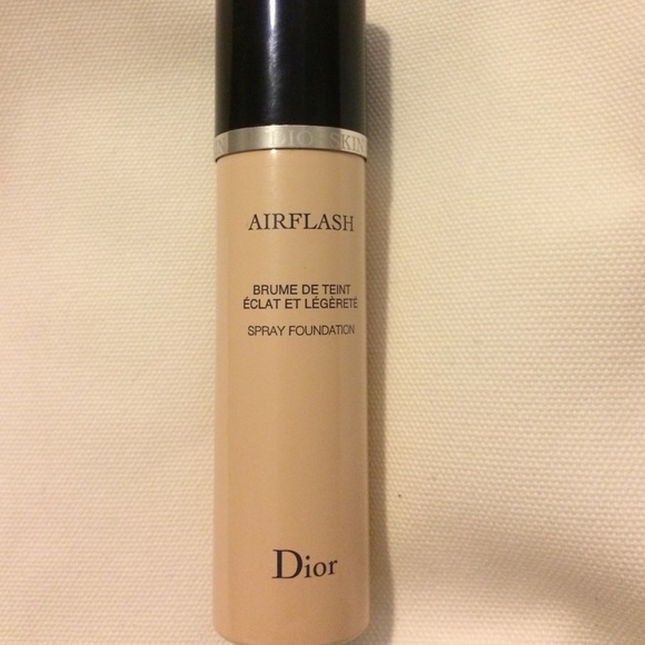 Dior Makeup Dior Diorskin Airflash Spray Foundation Shade 40 Poshmark