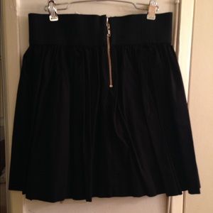 High-waist black skirt