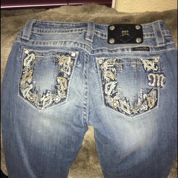 SOLD - Picture 2 of 4