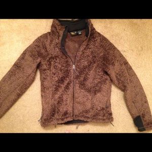 Warm Mountain Hardware Outerwear