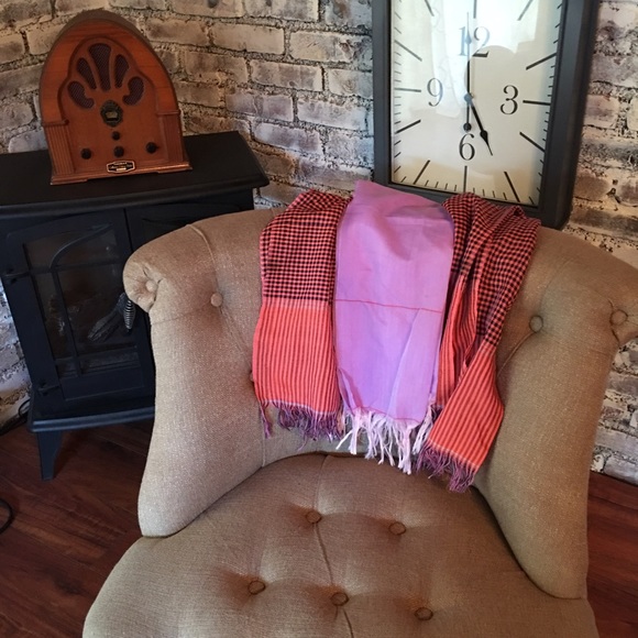 Scarves or throw