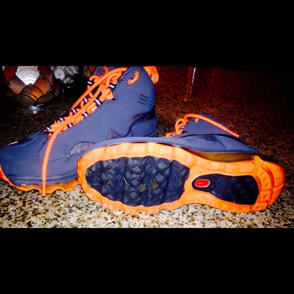 Nike Air Max Jr. Rare Shoe - Picture 1 of 4