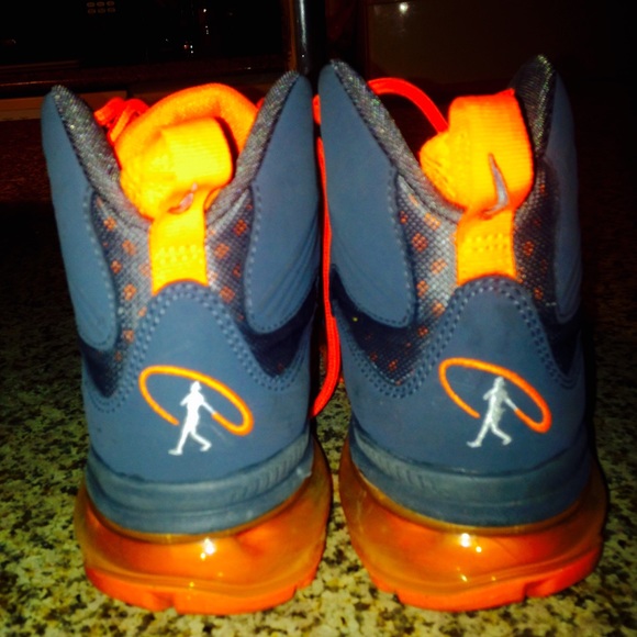 Nike Air Max Jr. Rare Shoe - Picture 4 of 4