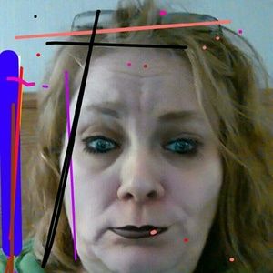 Meet your Posher, Connie