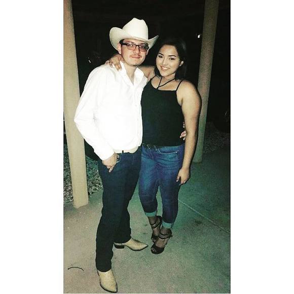 Meet your Posher, Alejandro - Picture 1 of 1