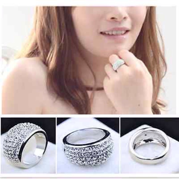 🆑 Silver and Crystal wide band - Picture 3 of 4