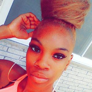 Meet your Posher, Traecy