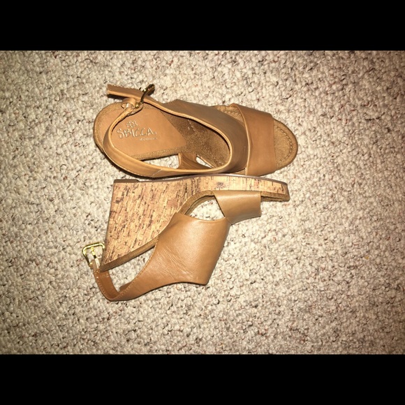 Shoes - Picture 2 of 2