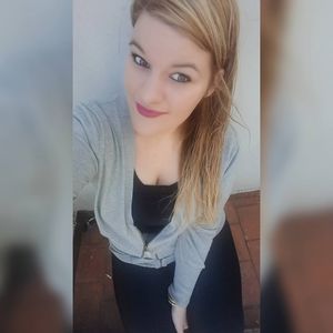 Meet your Posher, Vanesa