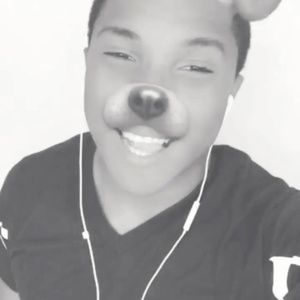 Meet your Posher, De'marioo