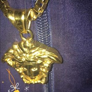 Meet your Posher, James