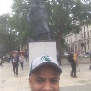 Meet your Posher, Jayesh