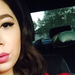 Meet your Posher, Lizett