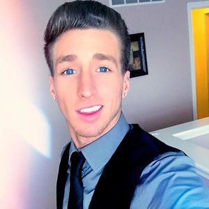 Meet your Posher, Brandon