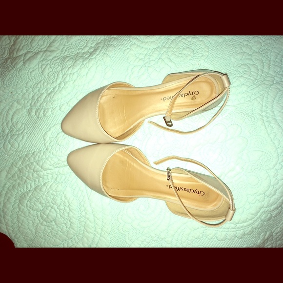 Nude Patent Flats