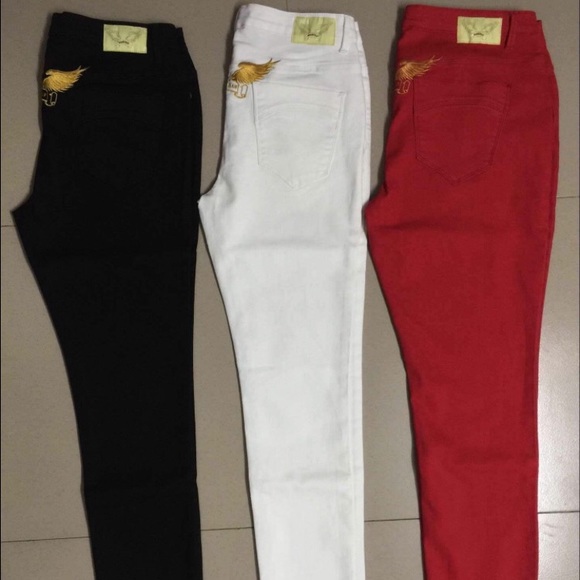 Robbins - Picture 2 of 2