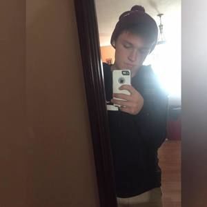 Meet your Posher, Bruce