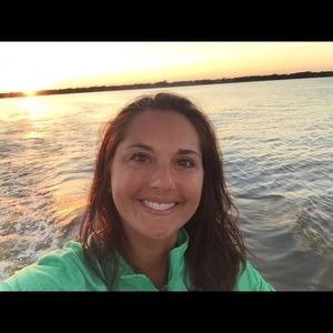 Meet your Posher, Julie