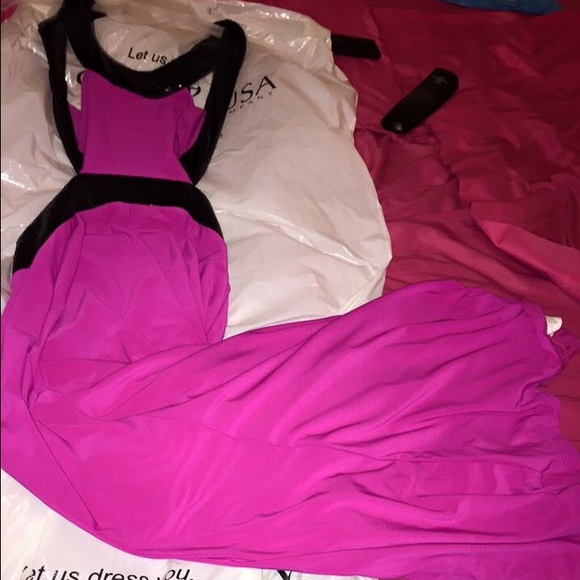 Pink Gown - Picture 3 of 4