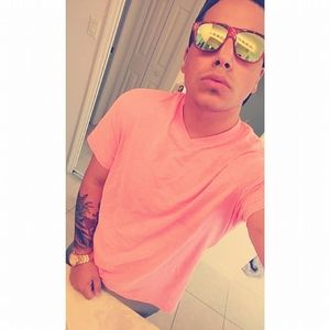 Meet your Posher, Jonny