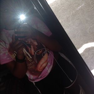 Meet your Posher, Adjuke