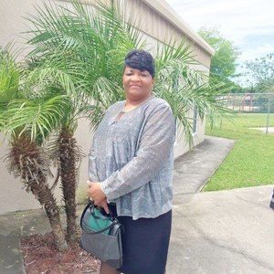 Meet your Posher, Felicia