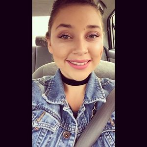 Meet your Posher, Annette