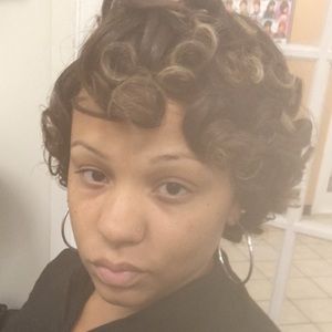 Meet your Posher, Candace