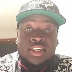 Meet your Posher, Dominic