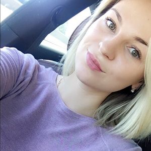 Meet your Posher, Anna