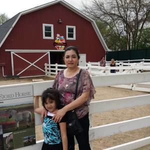 Meet your Posher, Rafaela