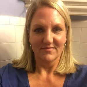 Meet your Posher, Linda