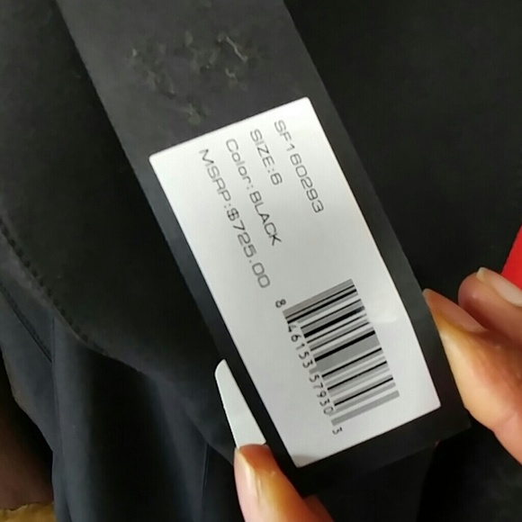 NWT Authentic Halston Dress 🔥🔥🔥🔥🔥 - Picture 2 of 3