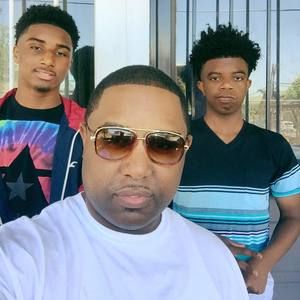 Meet your Posher, Clarence