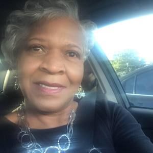 Meet your Posher, Estella