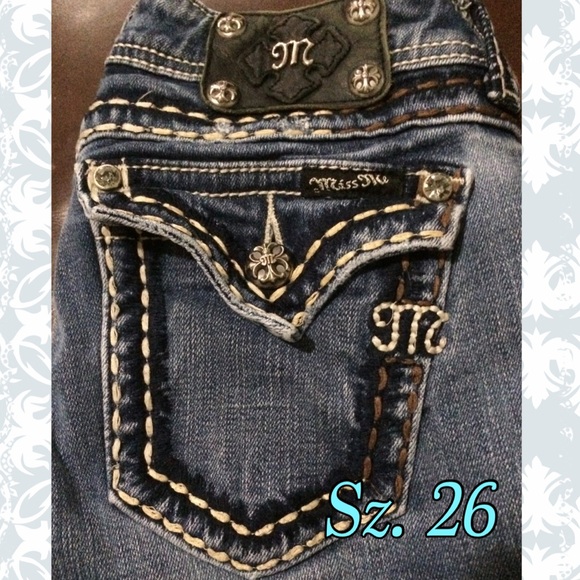 Miss Me Sz.26 Bootcut jeans/ Inseam 31