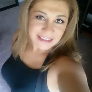 Meet your Posher, Melani