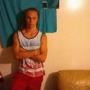 Meet your Posher, Shea