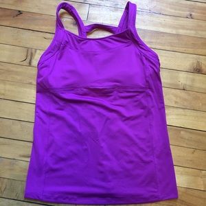 Athleta Top - M
