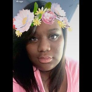 Meet your Posher, Stephanie