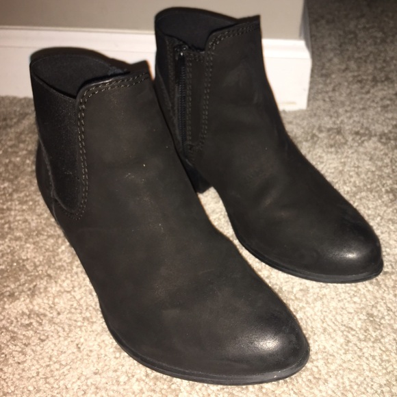 Steve Madden Rozamare Booties