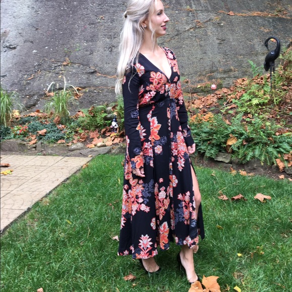 Free people Long dress with lace and floral NWT - Picture 3 of 3