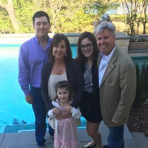 Meet your Posher, Debbie