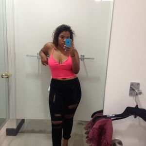 Meet your Posher, Elena