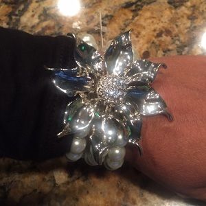 ๐๐ณ Spectacular Fine Piece of Jewerly ๐