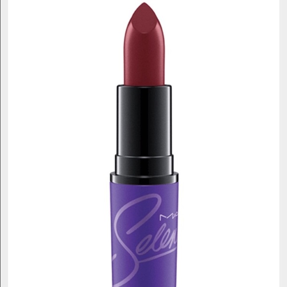 SELENA MAC LIPSTICK MATTE DREAMING OF YOU