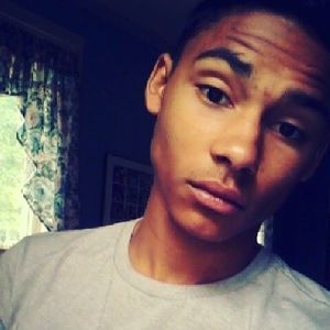 Meet your Posher, Isaac